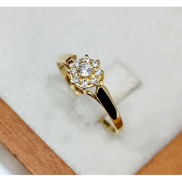 Anel Solitário em Ouro 18k Garra Personalizada