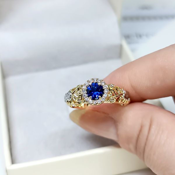 Anel de Formatura Lápis-Lazúli em Ouro 18k Personalizado Safira e demais pedras