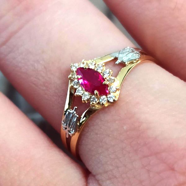 Anel de Formatura em Ouro 18k Personalizado para o Curso de Direito e demais cursos