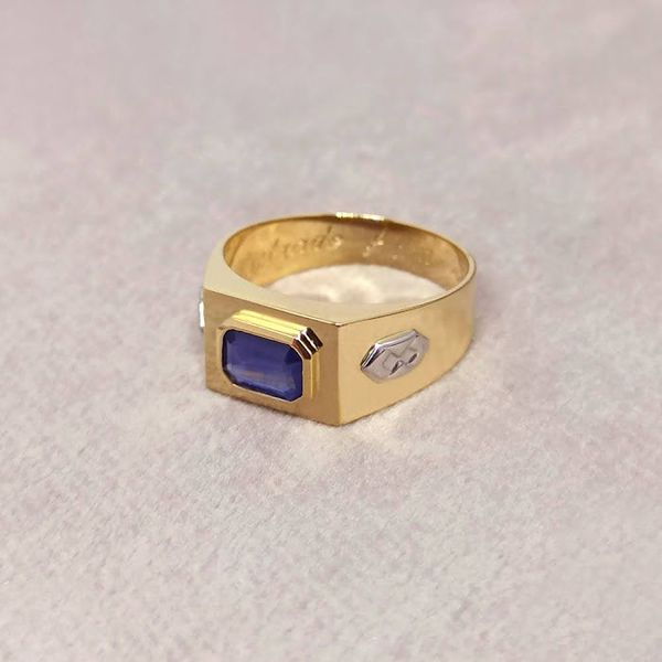 Anel de Formatura Ouro 18k com Pedra Safira