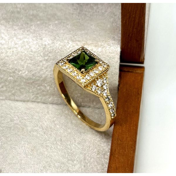 Anel de Formatura em Ouro 18k Personalizado para o Curso de Biomedicina e demais cursos