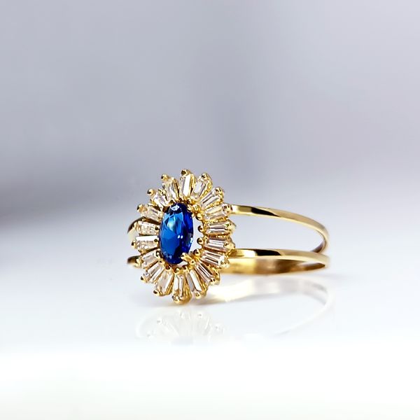 Anel em Ouro 18k Oval Cravejado e Personalizado