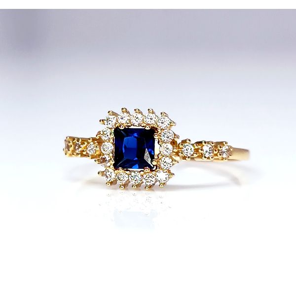 Anel em Ouro 18k Cravejado e Personalizado