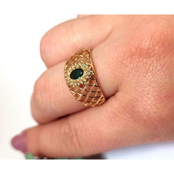 Anel de Formatura em Ouro 18k Trabalhado e Personalizado 