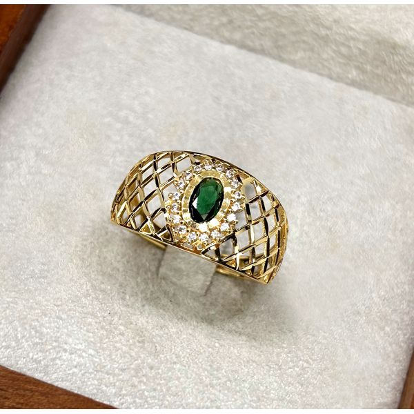 Anel de Formatura em Ouro 18k Trabalhado e Personalizado 