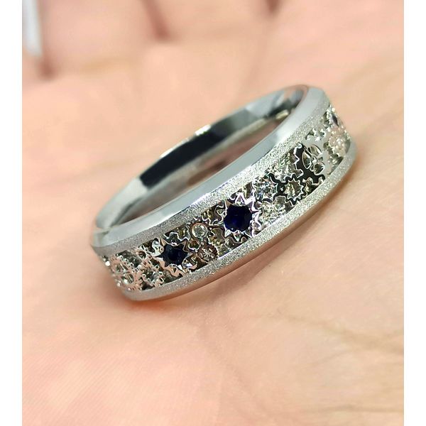 Anel de Formatura em Ouro 18k Personalizado para o curso de Engenharia e Safira Azul