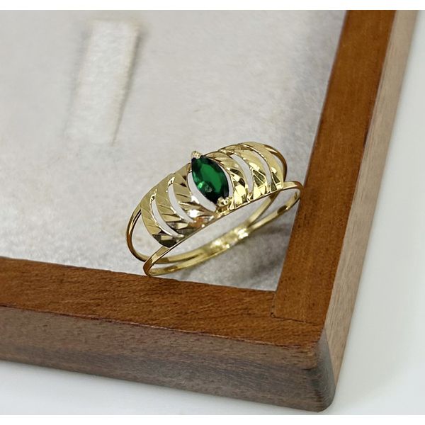 Anel de Formatura em Ouro 18k Trabalhado 
