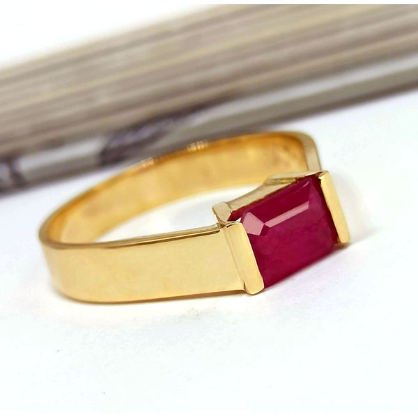 Anel de Formatura Ouro 18k Pedra Grande Personalizado para Direito e demais cursos