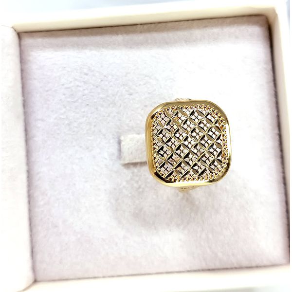 Anel em Ouro Amarelo 18k Quadrado Tela