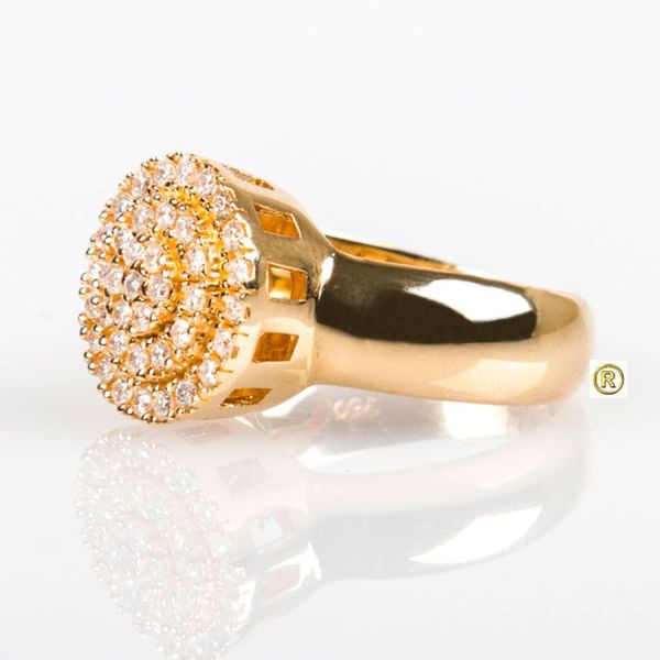 Anel em Ouro Amarelo 18k 750 com Brilhantes