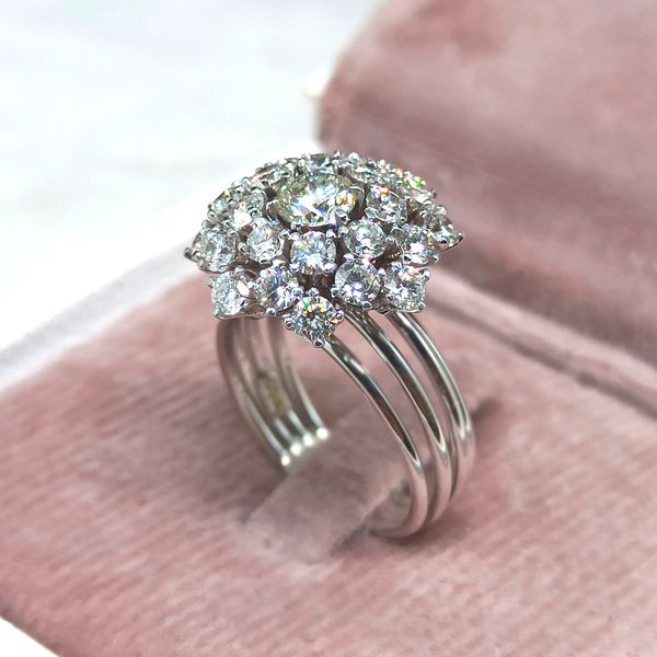  Anel em Ouro 18k Chuveiro Cravejado com Diamantes