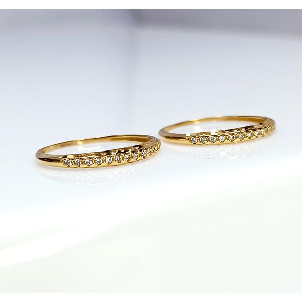 Aparador Meia Aliança para noivado e Casamento em Ouro 18k com Pedras