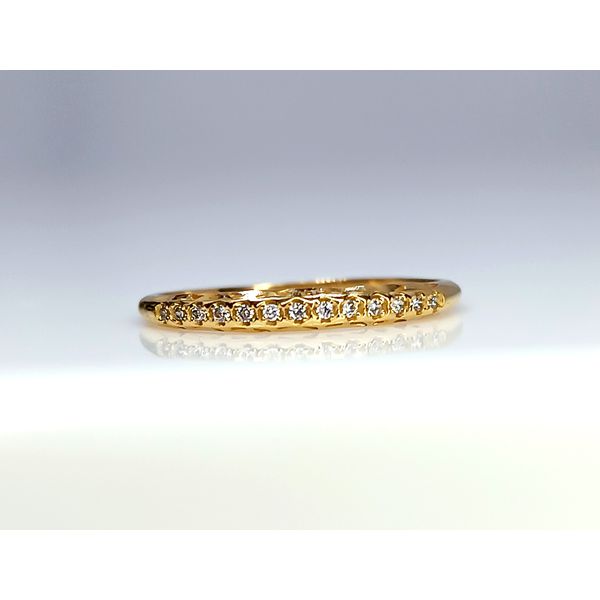 Aparador Meia Aliança para noivado e Casamento em Ouro 18k com Pedras