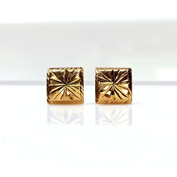 Brinco em Ouro 18k Quadrado Diamantado