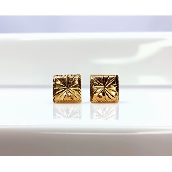 Brinco em Ouro 18k Quadrado Diamantado