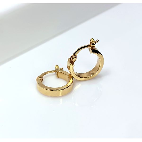 Brinco de Argola em Ouro 18k Fio quadrado