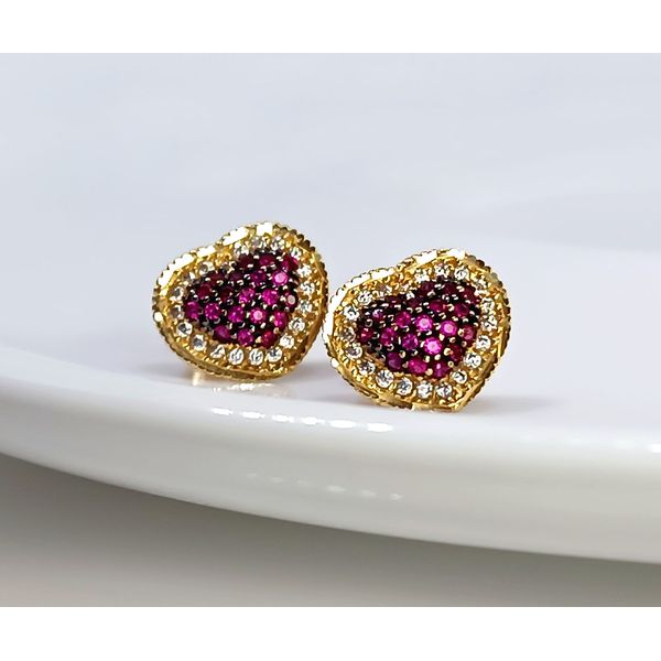 Brinco de Coração em Ouro 18k Amarelo Com Rubi Sintético e Zircônias
