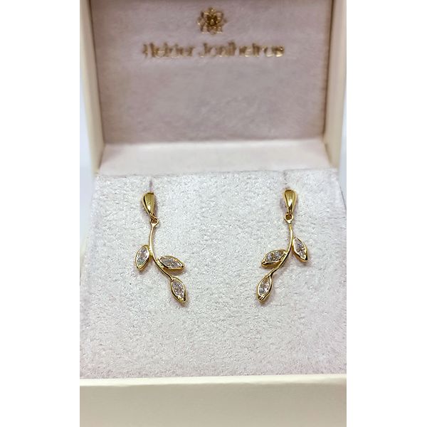 Brinco em Ouro 18k Galhos Folhas 