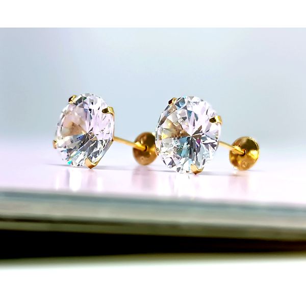 Brinco em Ouro 18k Redondo com Zircônia