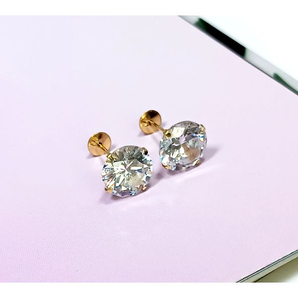 Brinco em Ouro 18k Redondo com Zircônia