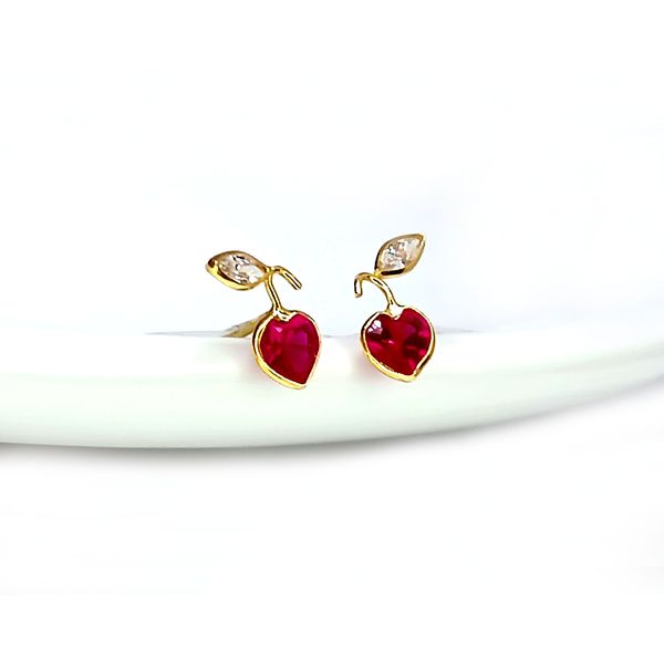Brinco Cerejinha Coração Vermelho em Ouro 18k 