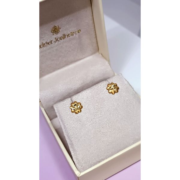 Brinco em Ouro 18k Florzinha Fosca e Polida
