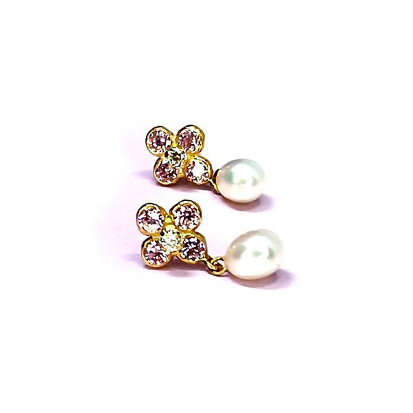 Brinco em Ouro 18k Florzinha com Zircônia Rosa e Pérola