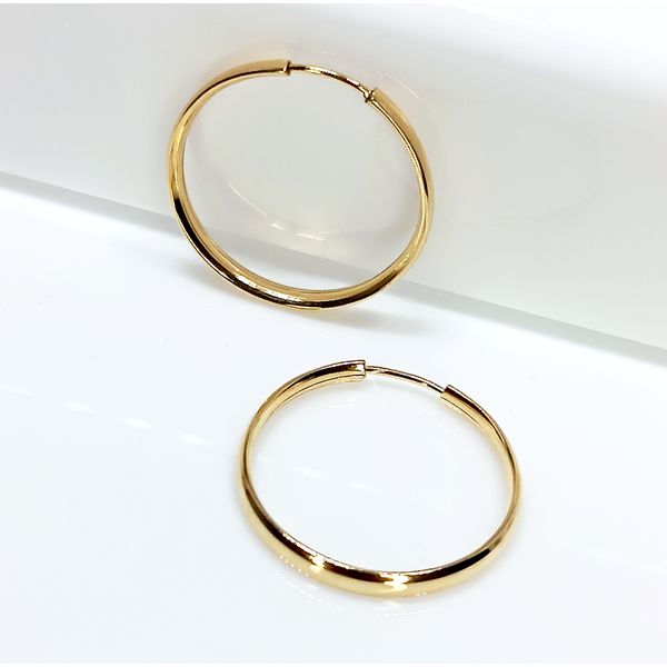 Brinco em Ouro 18k Argola Clássica 17 Milímetros