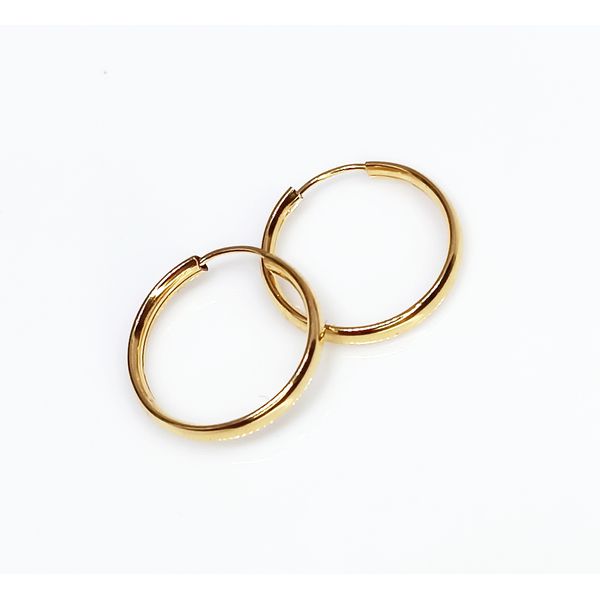 Brinco em Ouro 18k Argola Clássica de 13 Milímetros