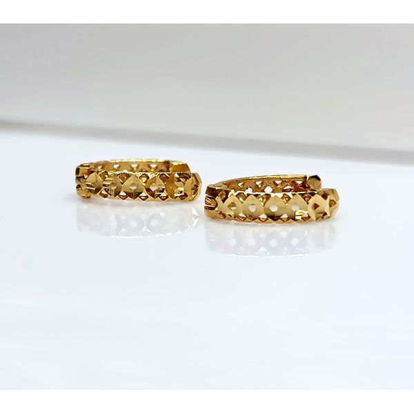 Brinco em Ouro 18k Oval Diamantado