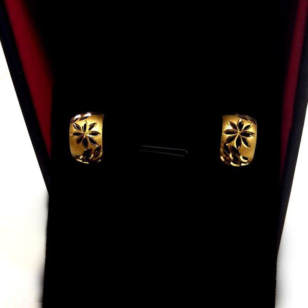 Brinco em Ouro 18k Bojudinho Flores Diamantado