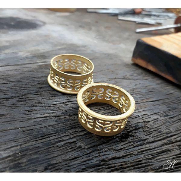 Alianças de Casamentos Toda Trabalhada em Arabescos e Diamantes em Ouro 18k - 9,5 Milímetros - Ouro 18k