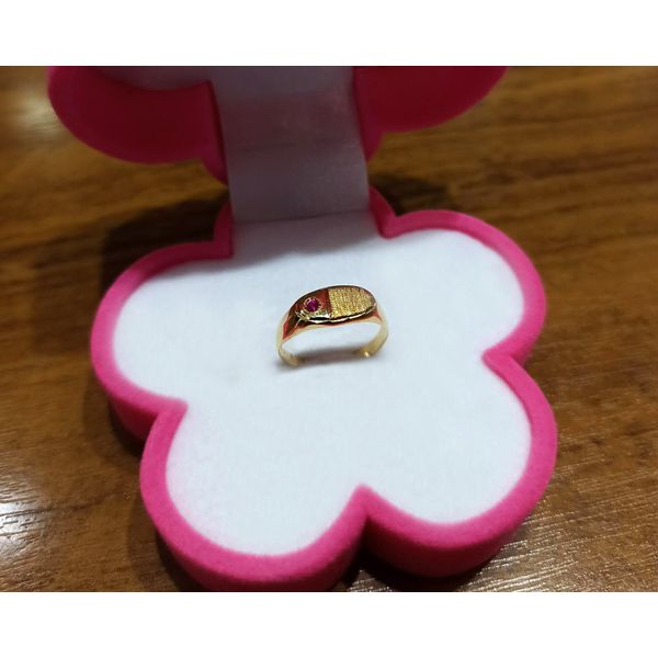 Anel Infantil em Ouro 18k Sinete 