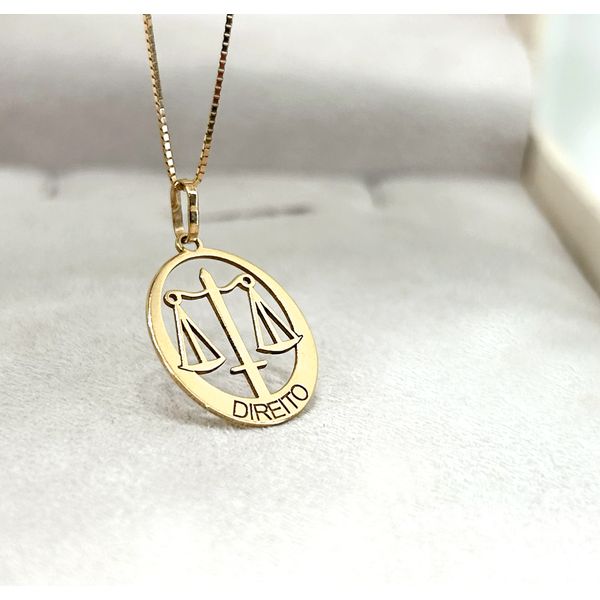Pingente em Ouro 18k Medalha Oval Curso de Direito