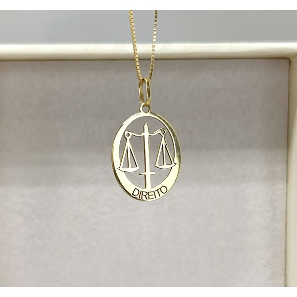 Pingente em Ouro 18k Medalha Oval Curso de Direito
