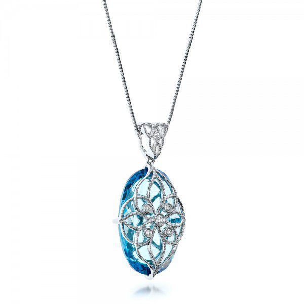 Pingente em Ouro Branco com Topázio e Diamantes