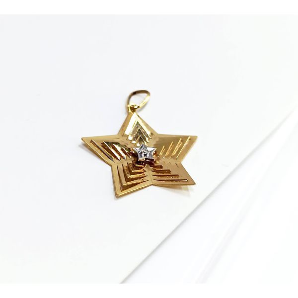 Pingente 18k Estrela Trabalhada