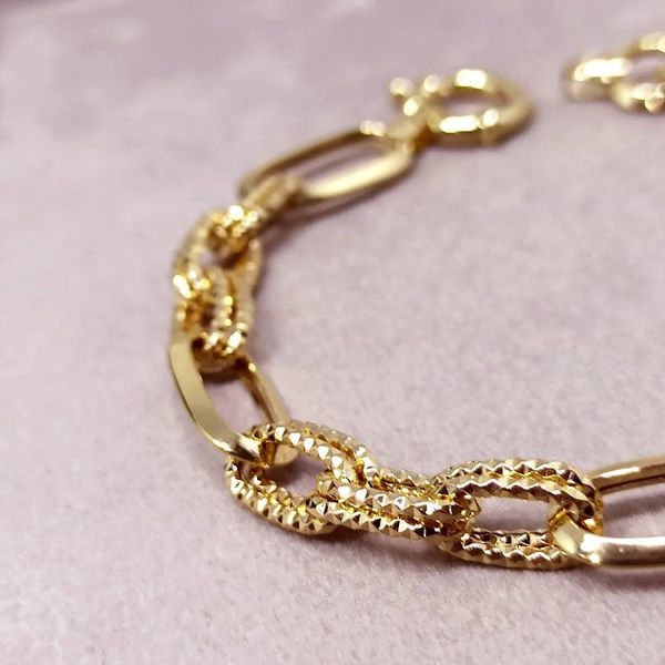 Pulseira com Elos Retângulares e Trabalhados