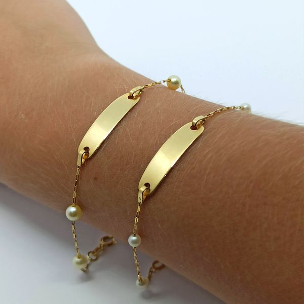 PULSEIRA EM OURO AMARELO 18K 750 INFANTIL PLACA PERÓLAS 3MM