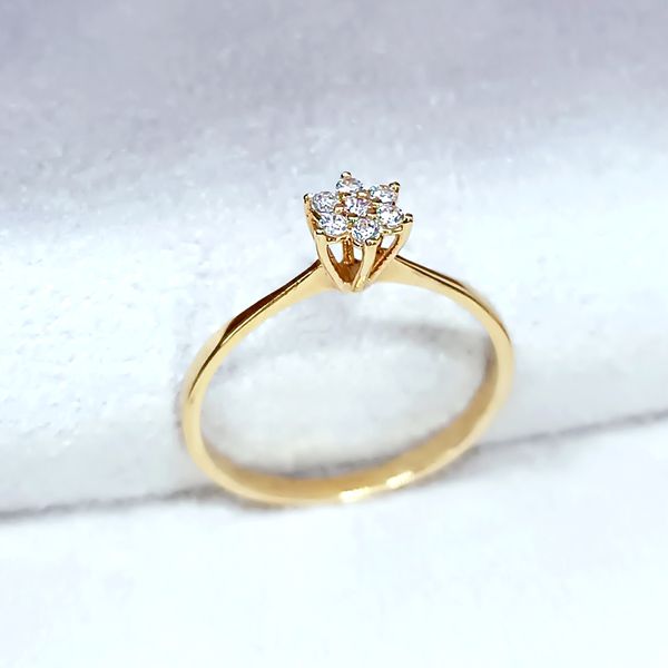 Anel em Ouro 18k Cravejado Florzinha 