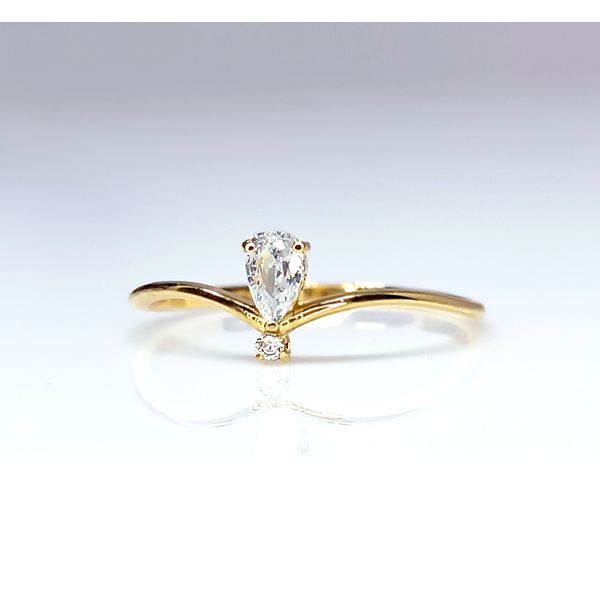 Anel Solitário em Ouro 18k Gota Cravejada