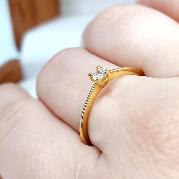 Anel Solitário em Ouro 18k Noivado e Casamento 