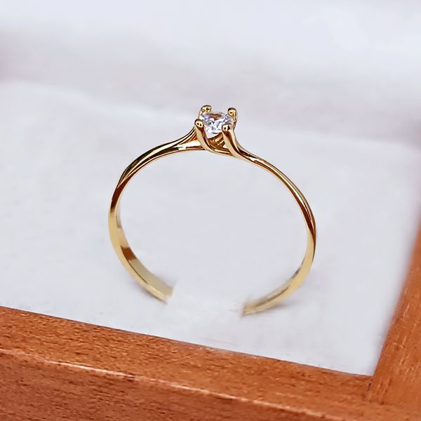 Anel em Ouro 18k Solitário de Noivado e Casamento