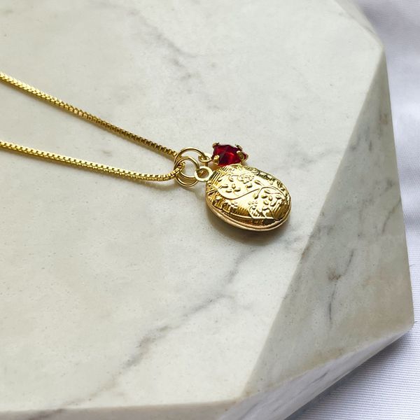 Colar Relicário Flower com Foto Banhado a Ouro 18k