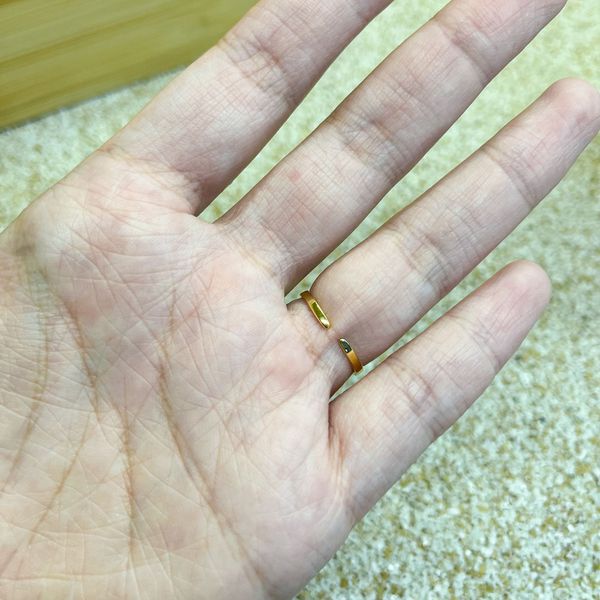 Anel Solitário Delicado Regulável Folheado em Ouro 18k