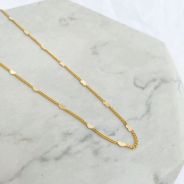 Colar Choker Corações Delicados Folheado em Ouro 18k