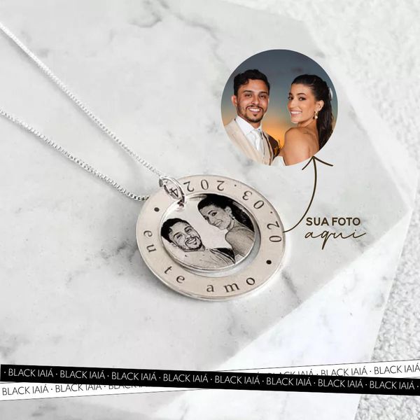 Colar Círculo Vazado com Medalha Personalizada Folheado em Prata 925
