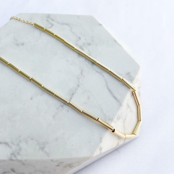 Colar Canutilhos Finos Folheado em Ouro 18k