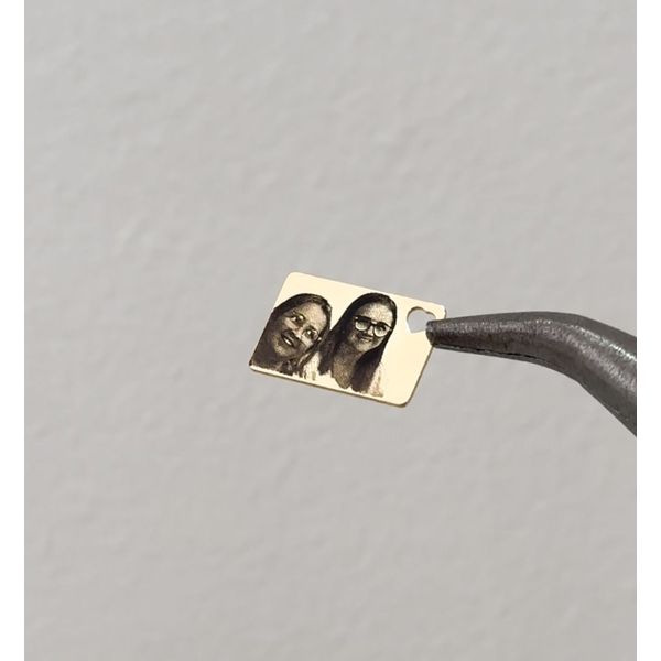 Colar Relicário Carta Personalizado Folheado em Ouro 18k