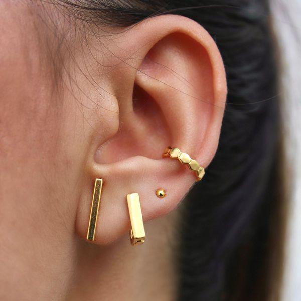 Brinco Argola Retangular P Folheado em Ouro 18k